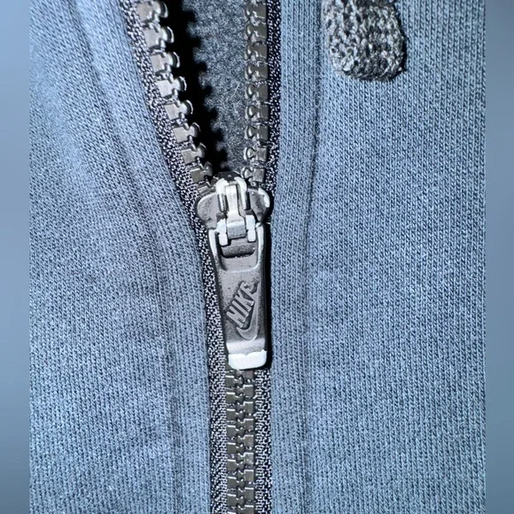 Nike Zip Up Hoodie - Black - Size MED M - Men’s/Unisex - Picture 4 of 7